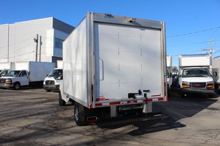 Chevrolet Express Cutaway 2022 - Image 19