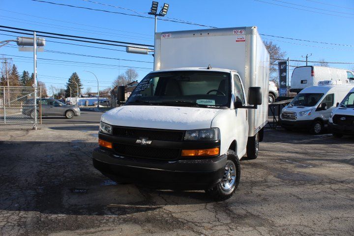 Chevrolet Express Cutaway 2022 - Image 21