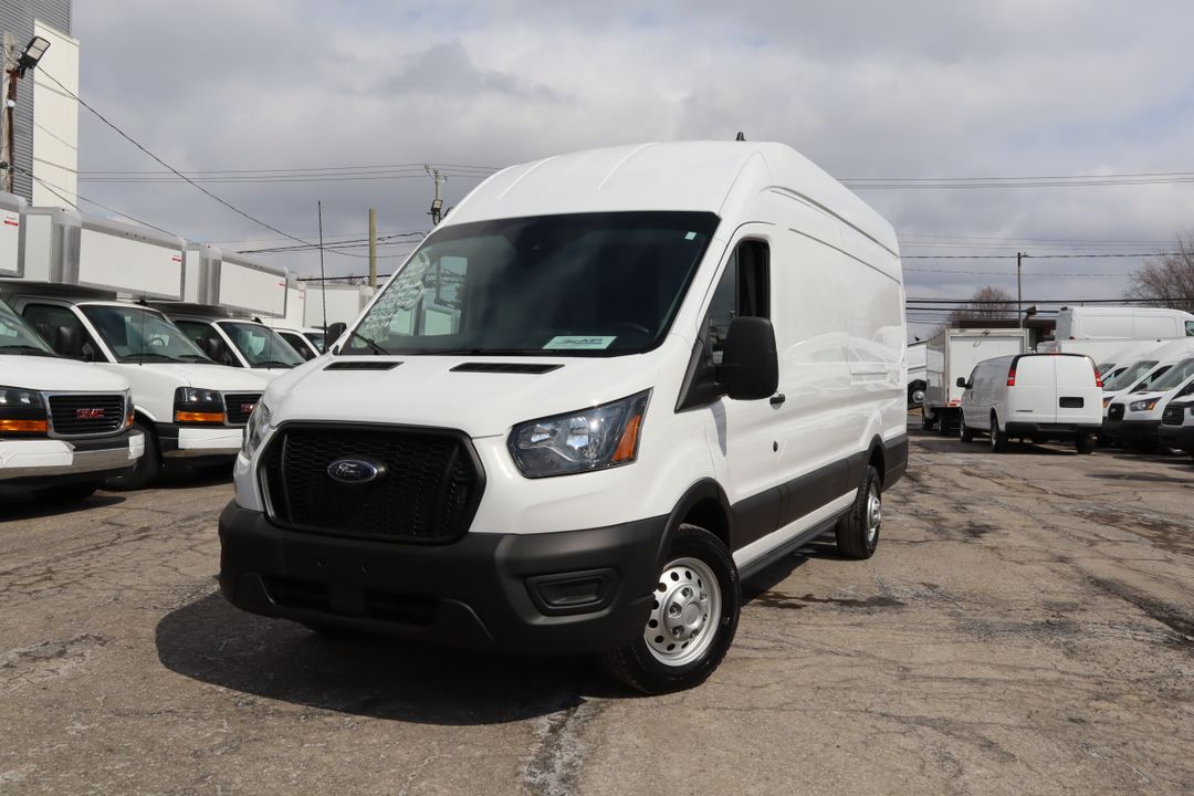 Ford Transit Cargo Van 2023 - Image 2