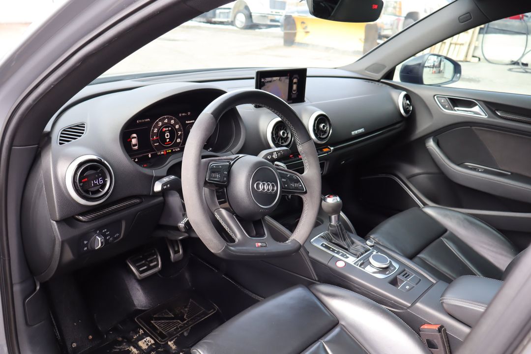 Audi RS 3 2018 - Image 12