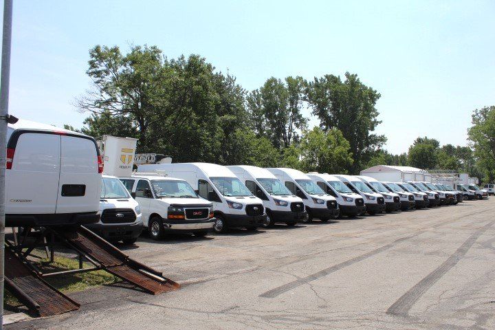 Ford Transit Cargo Van 2021 - Image 34