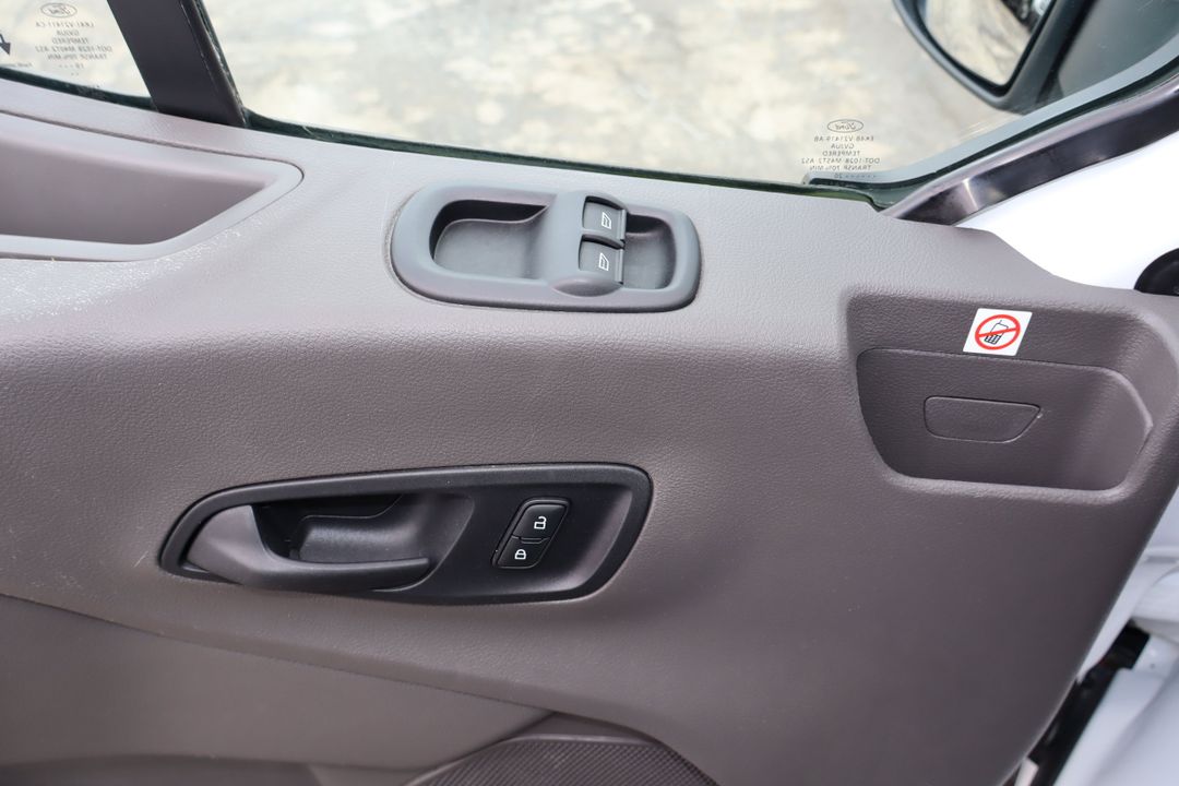 Ford Transit Cargo Van 2020 - Image 20