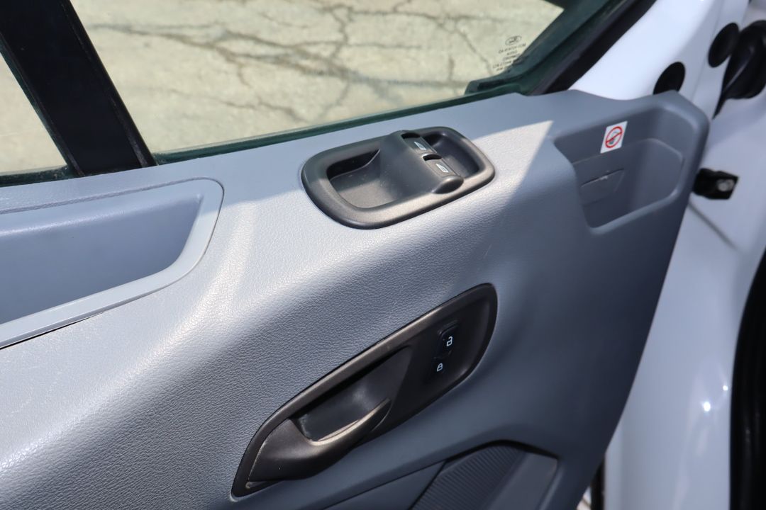 Ford Transit Cargo Van 2019 - Image 11