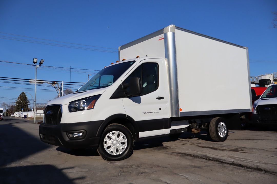 Ford Transit Cargo Van 2023 - Image 7