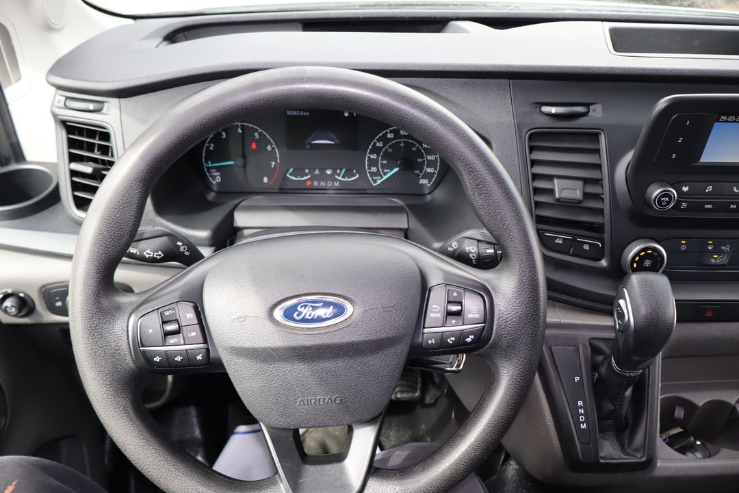 Ford Transit Cargo Van 2022 - Image 15