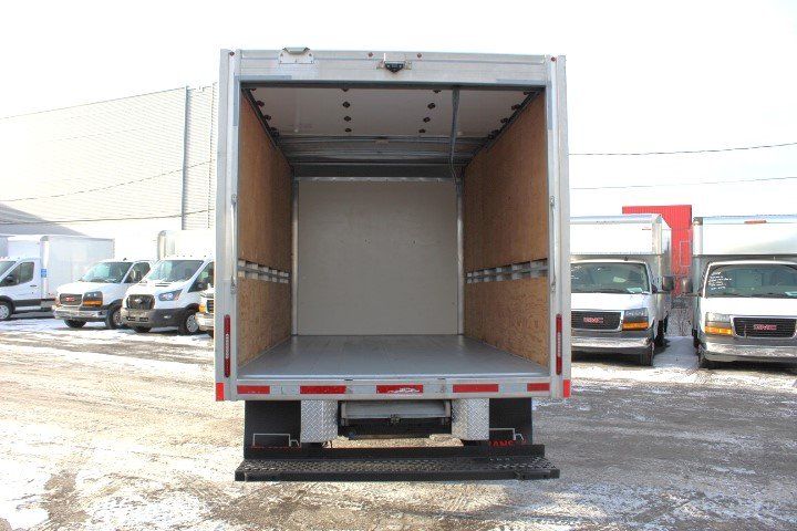 Chevrolet Express Cutaway 2022 - Image 6