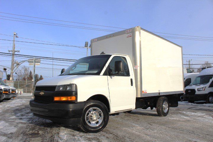 Chevrolet Express Cutaway 2022 - Image 18