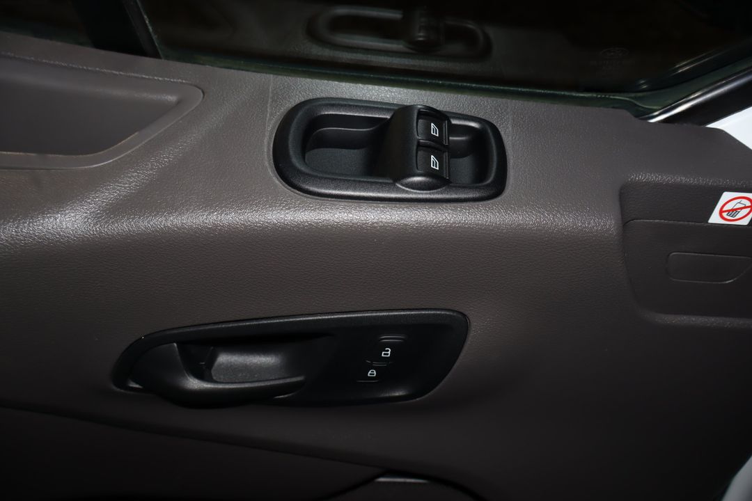 Ford Transit Cargo Van 2020 - Image 19