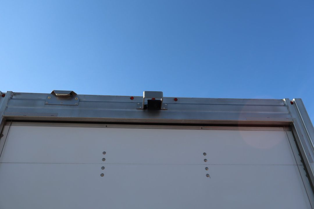 Ford Transit Cargo Van 2024 - Image 18