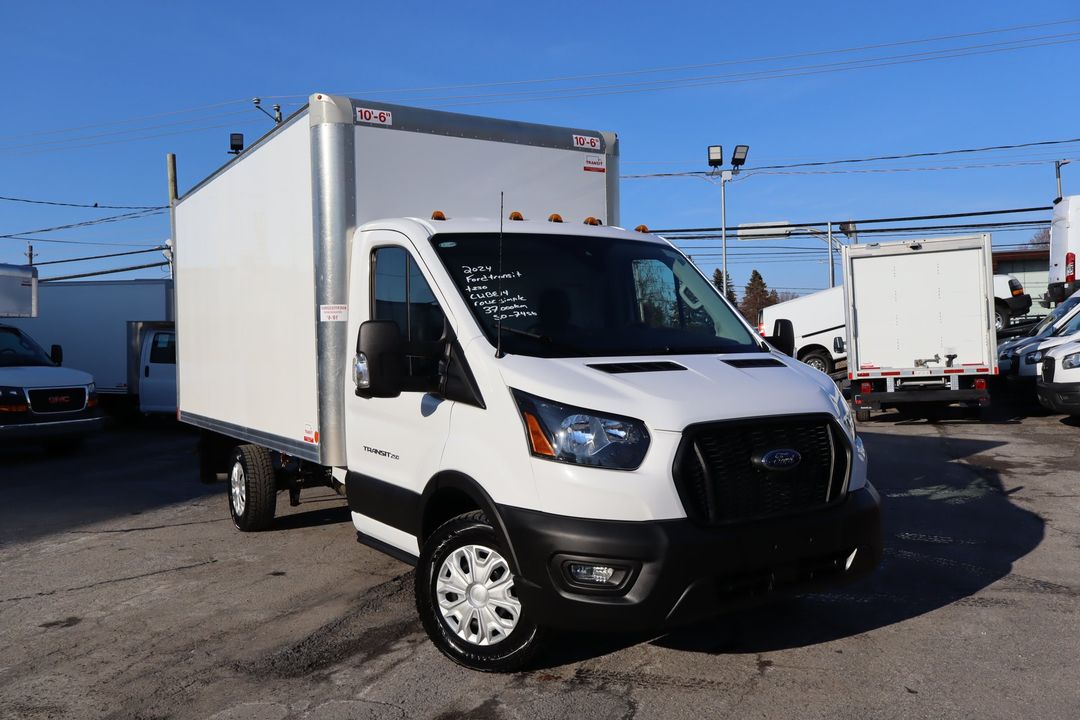 Ford Transit Cargo Van 2024 - Image 2
