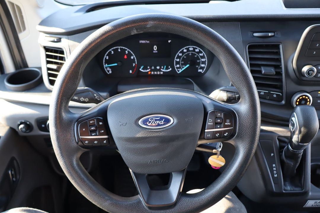 Ford Transit Cargo Van 2024 - Image 12