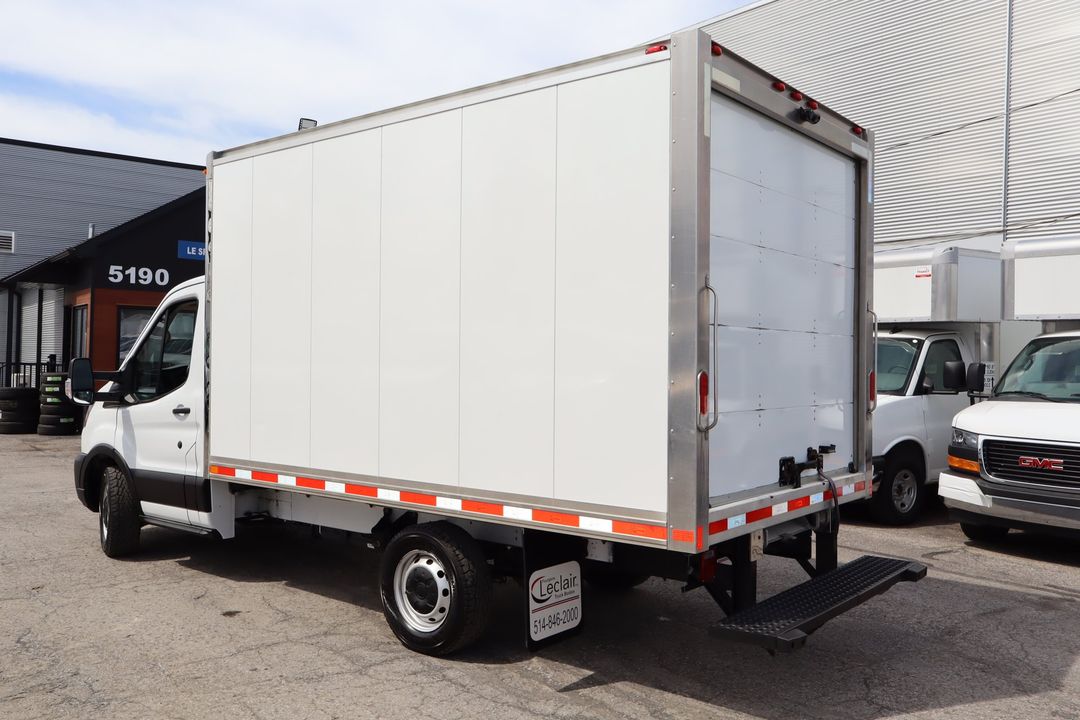 Ford Transit Cargo Van 2021 - Image 3