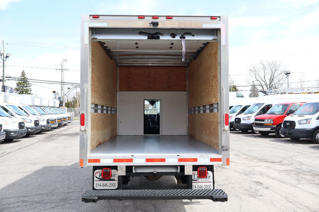 Ford Transit Cargo Van 2021 - Image 5