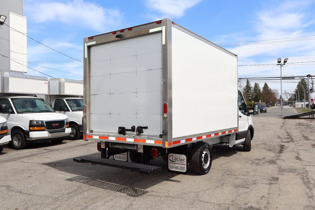 Ford Transit Cargo Van 2021 - Image 8