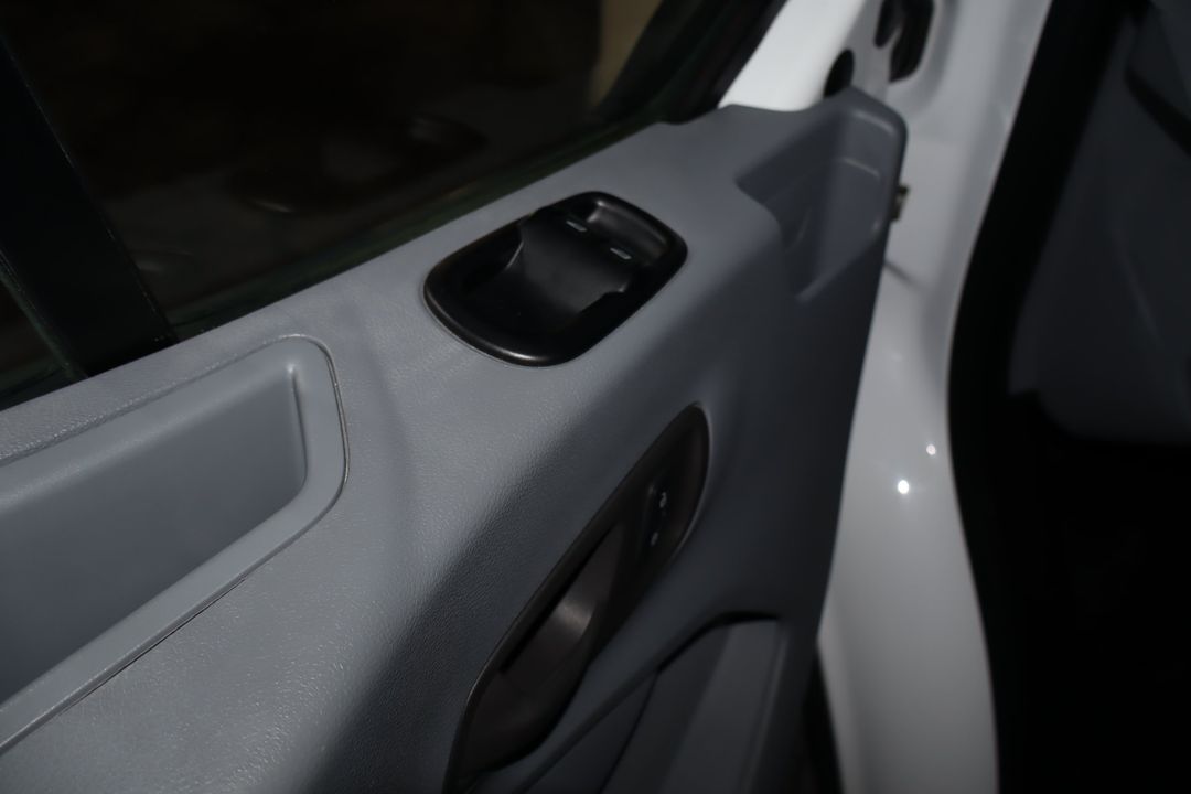Ford Transit Cargo Van 2016 - Image 21