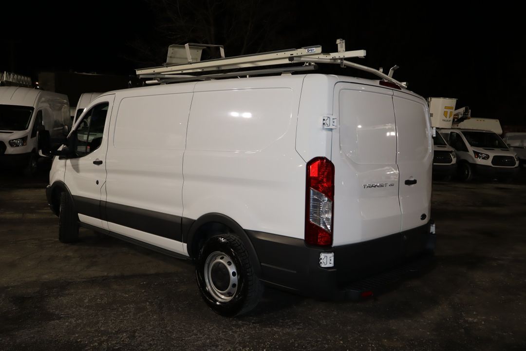 Ford Transit Cargo Van 2016 - Image 3