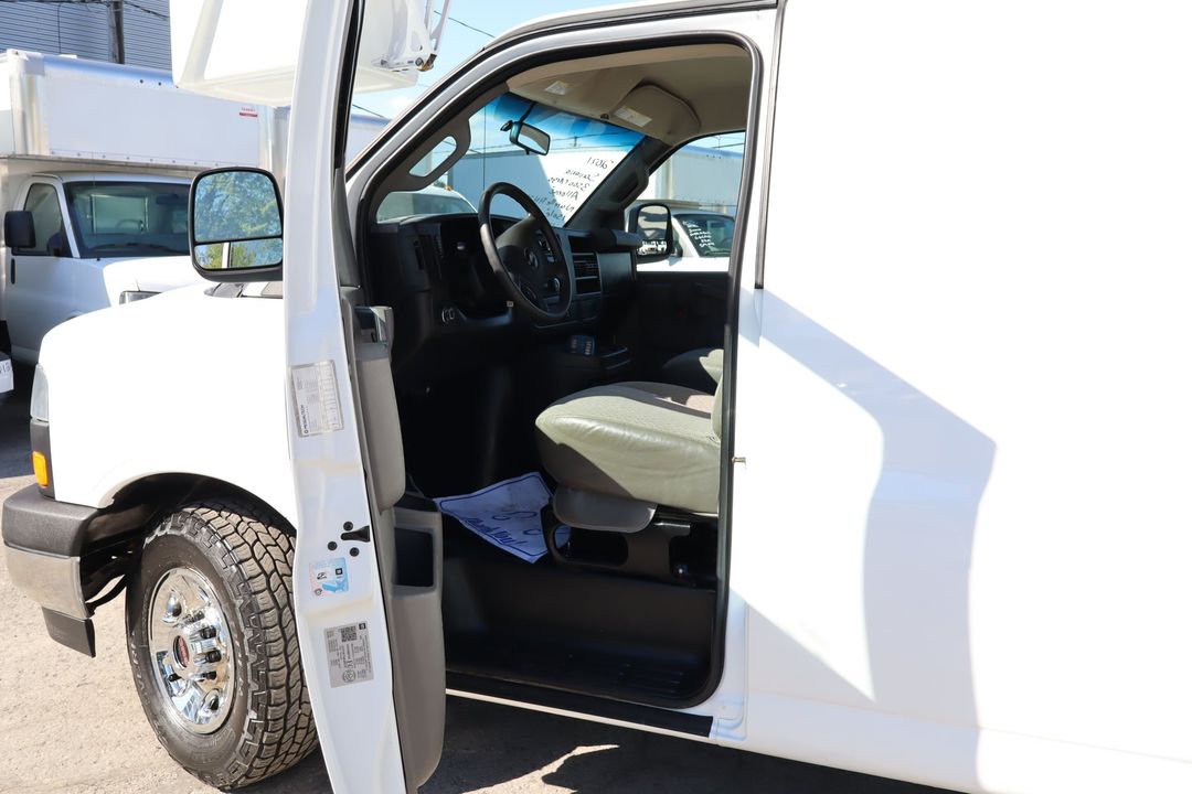 GMC Savana Cargo 2021 - Image 23