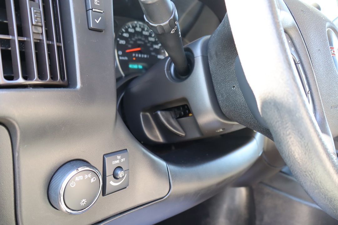GMC Savana Cargo 2021 - Image 20