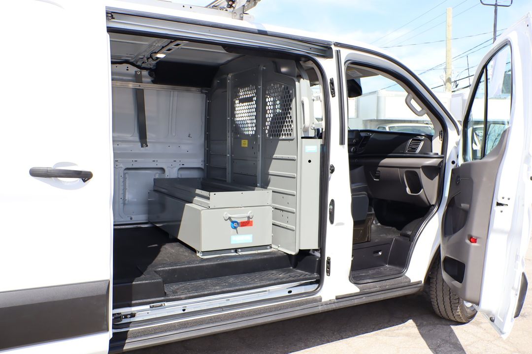 Ford Transit Cargo Van 2021 - Image 17