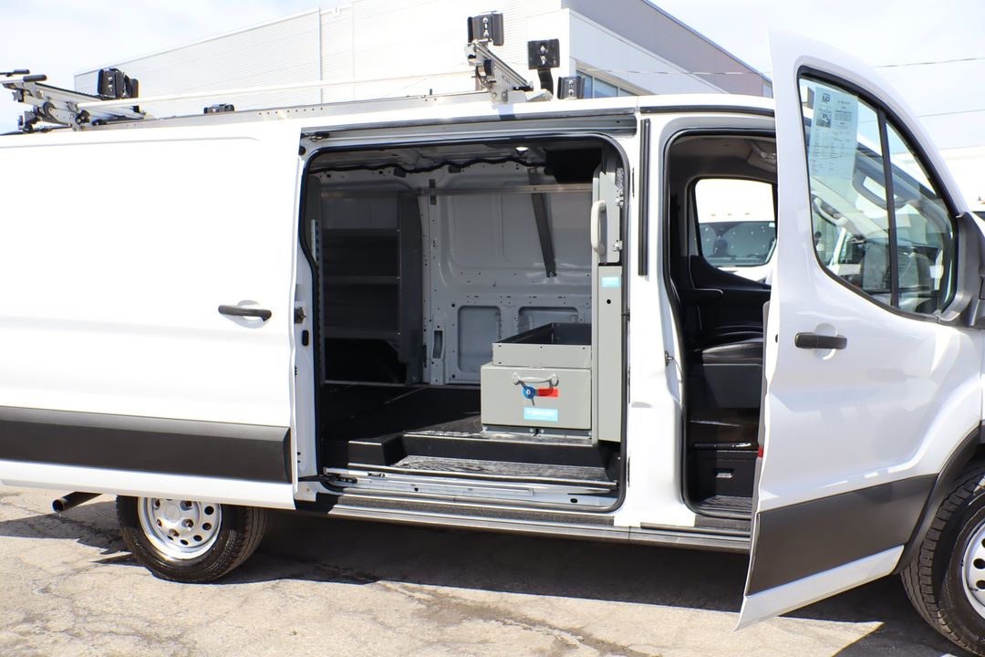 Ford Transit Cargo Van 2021 - Image 18