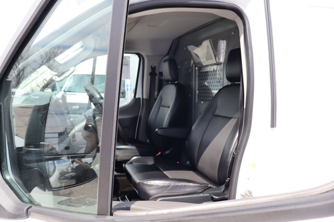 Ford Transit Cargo Van 2021 - Image 5