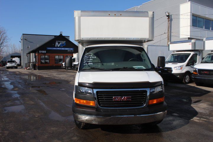 GMC Savana Cargo 2017 - Image 10