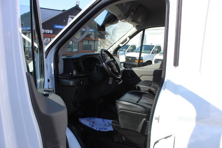 Ford Transit Cargo Van 2024 - Image 13