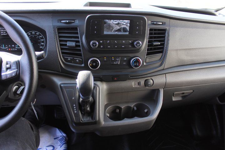 Ford Transit Cargo Van 2024 - Image 17