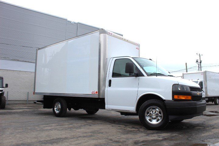 Chevrolet Express Cutaway 2024 - Image 6