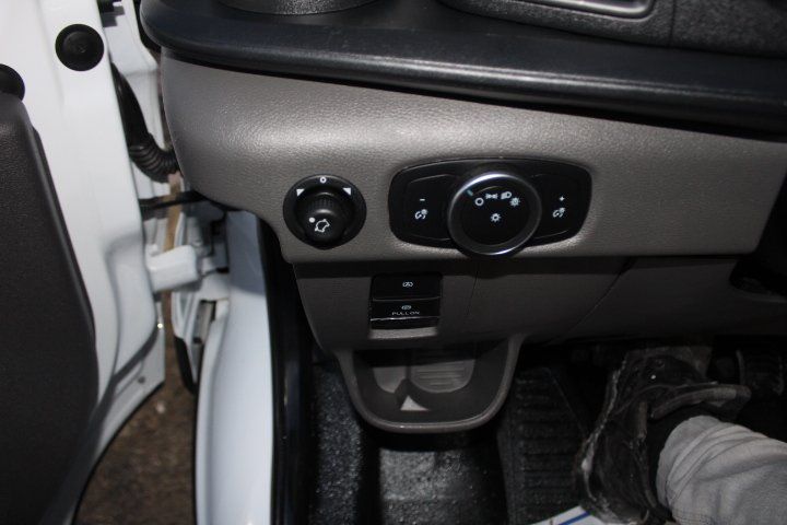 Ford Transit Cargo Van 2025 - Image 10