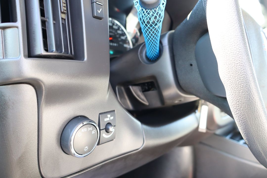 GMC Savana 2026 - Image 18