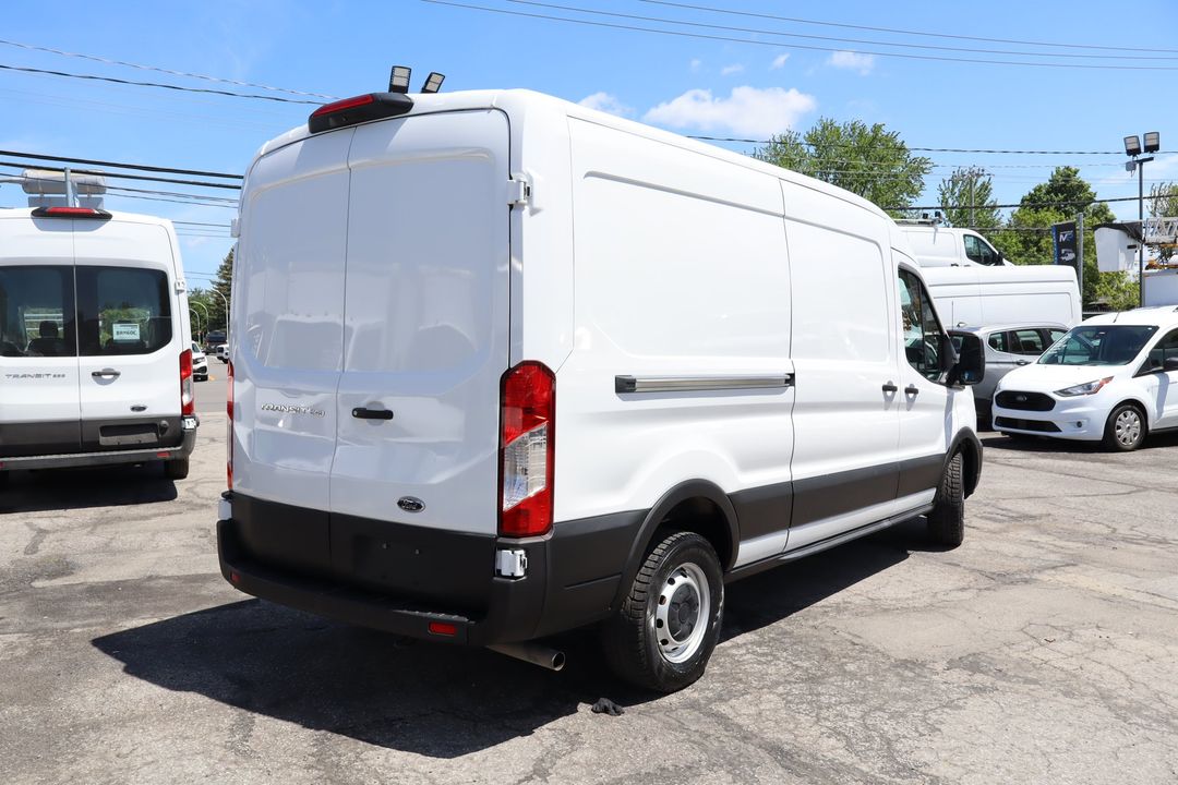 Ford Transit 2022 - Image 17