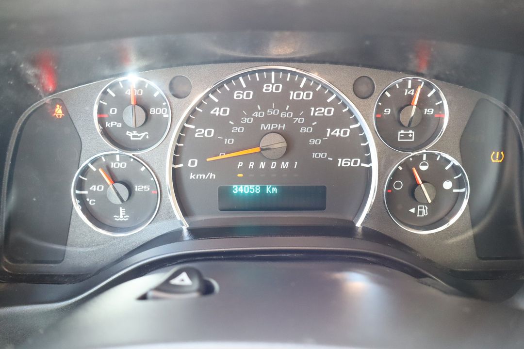 Chevrolet Express 2021 - Image 3