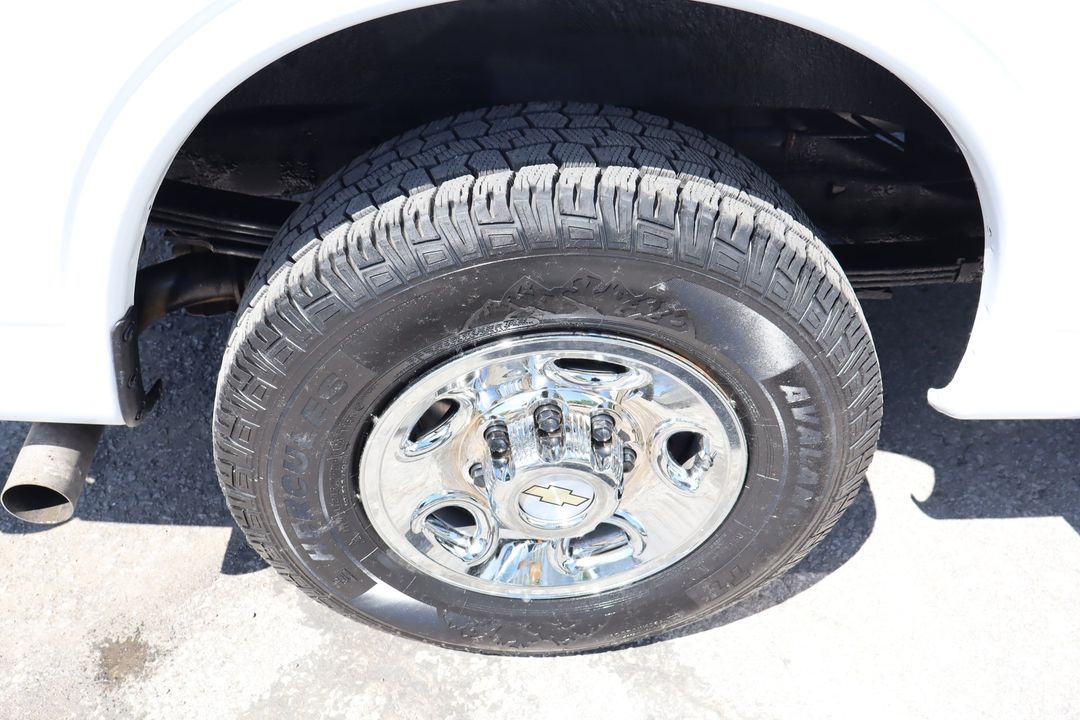 Chevrolet Express 2021 - Image 18