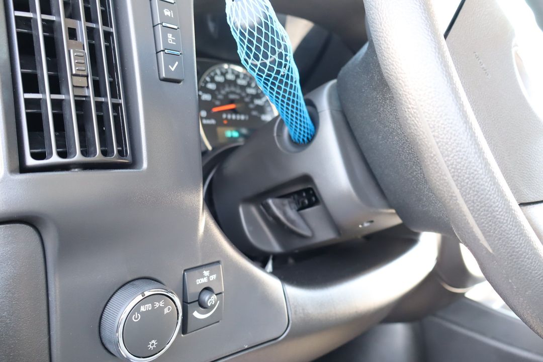 GMC Savana 2026 - Image 18