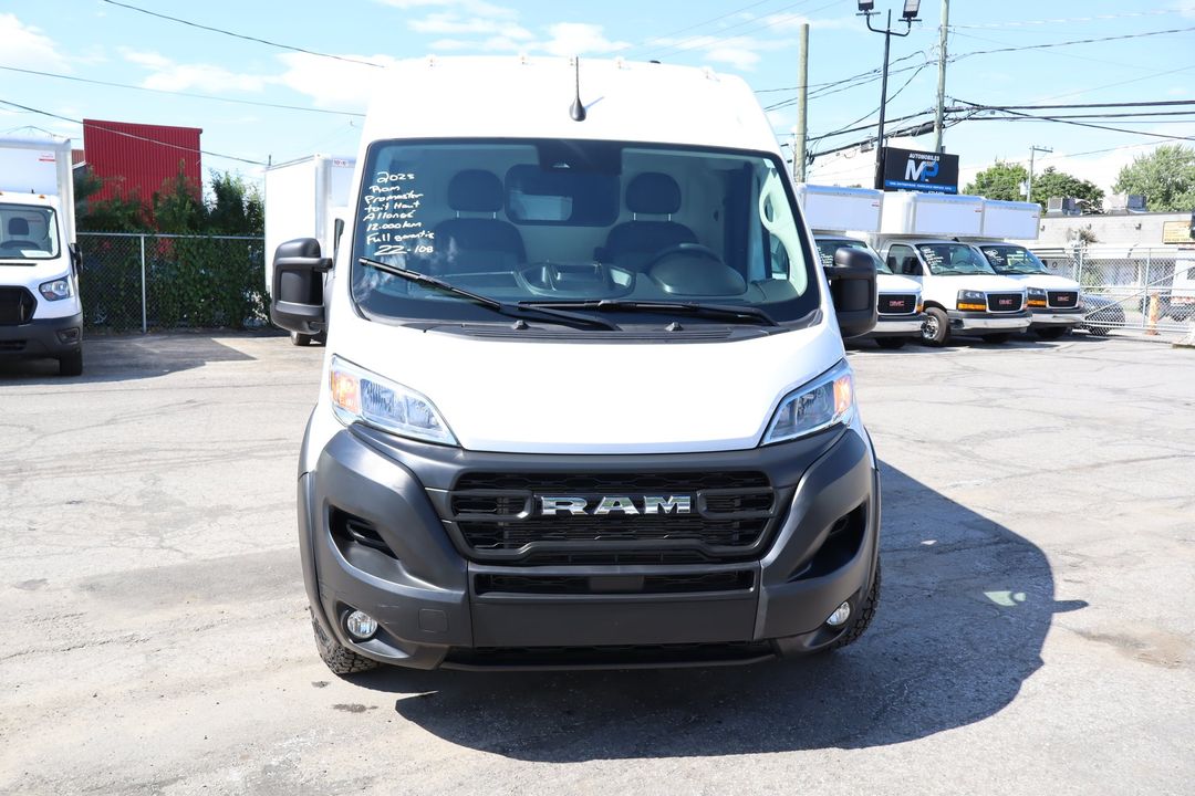 Ram ProMaster Cargo Van 2025 - Image 12