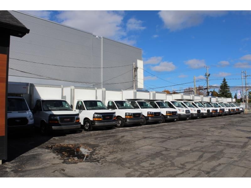 GMC Savana Cargo 2025 - Image 29