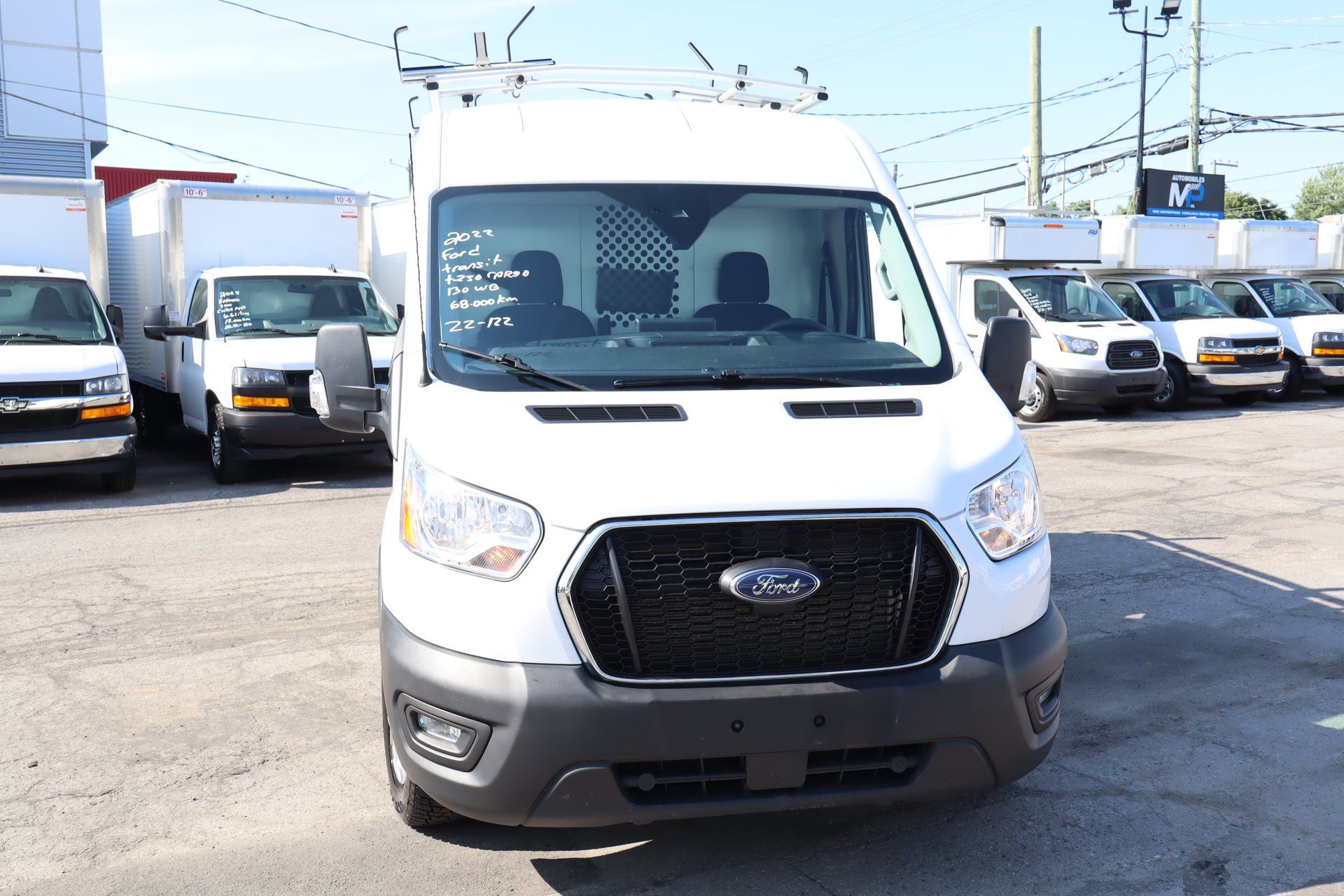 Ford Transit Cargo Van 2022 - Thumbnail 19
