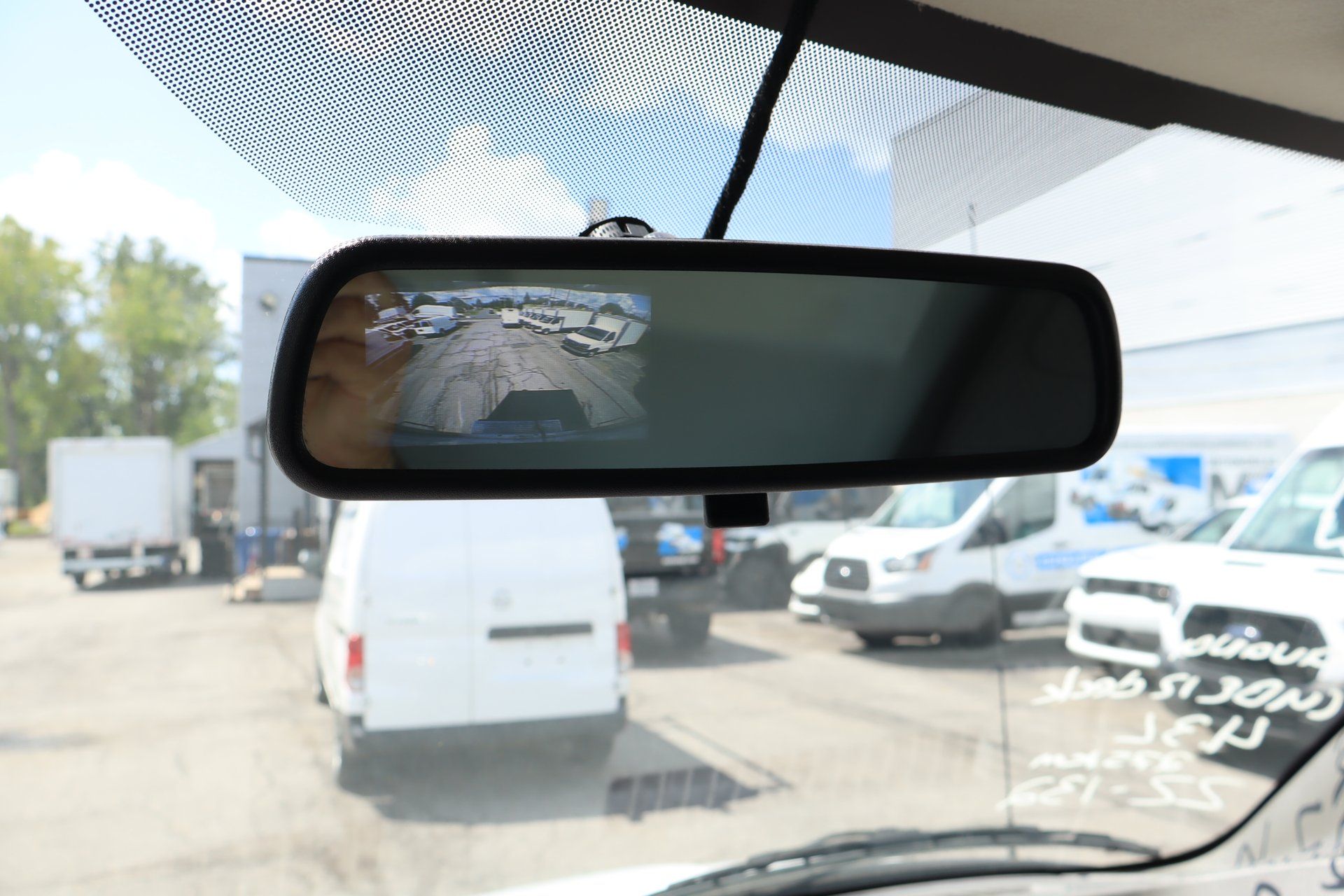 GMC Savana 2025 - Thumbnail 12