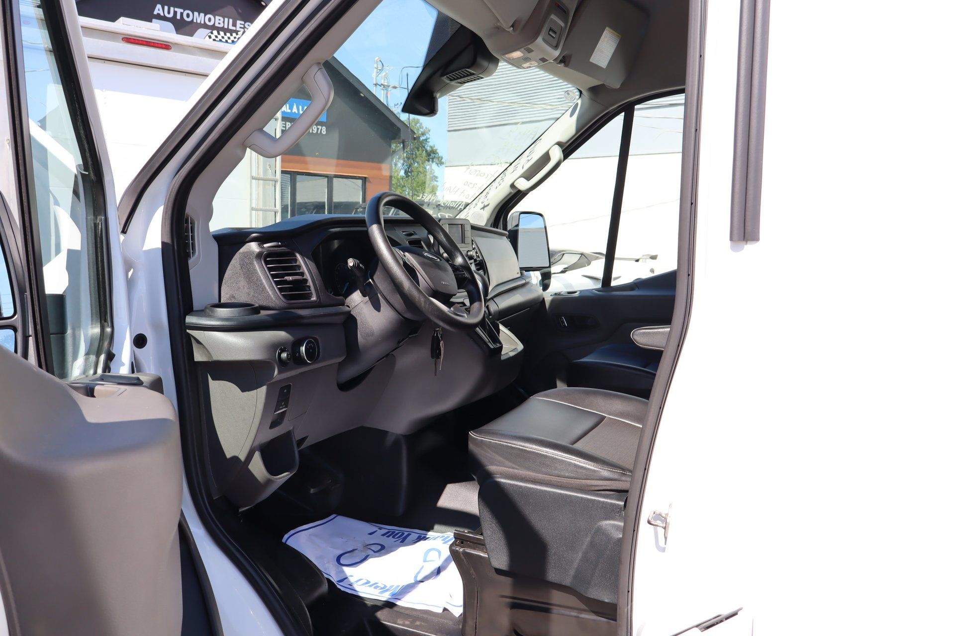 Ford Transit 2023 - Thumbnail 18