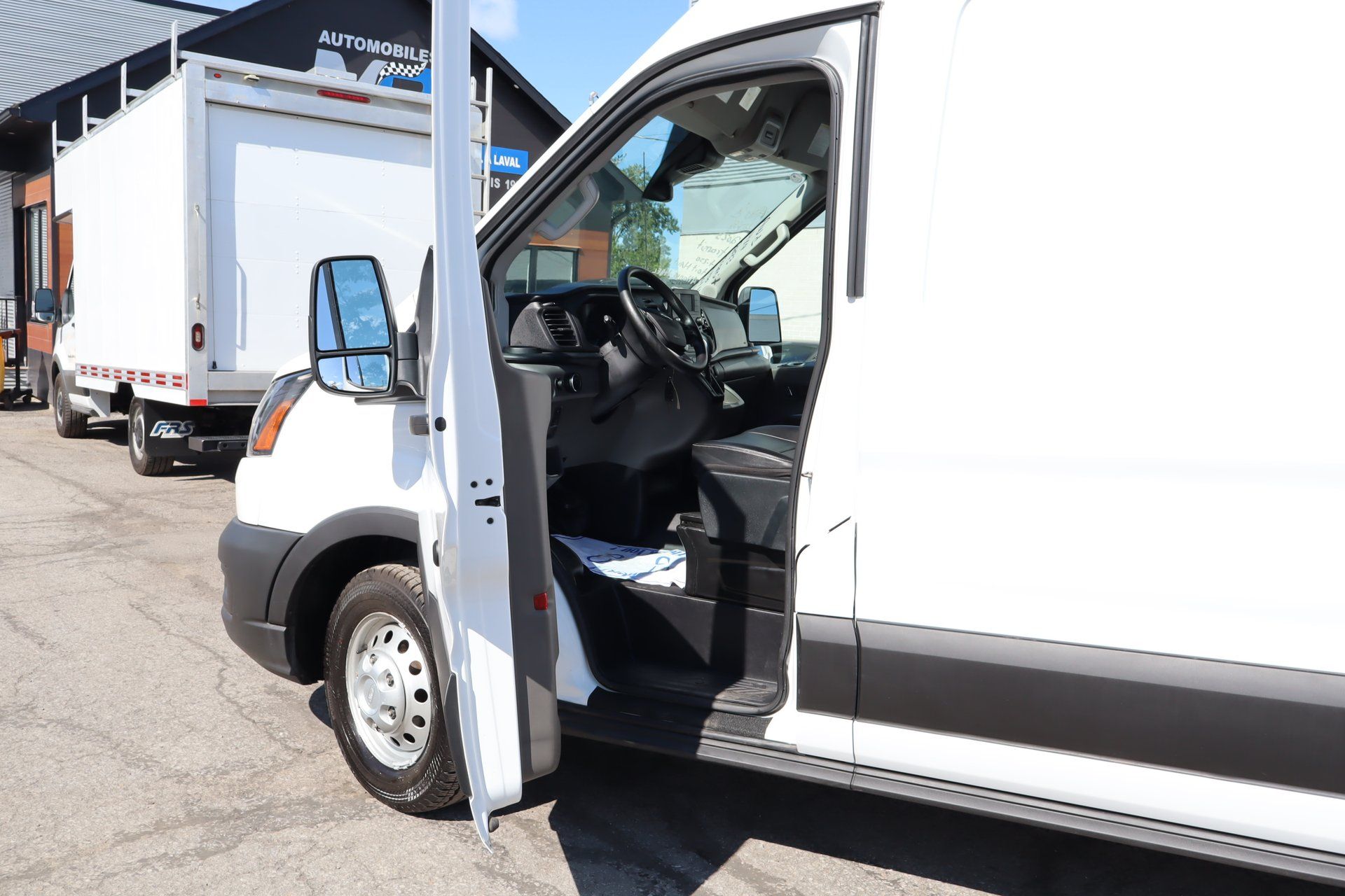 Ford Transit 2023 - Thumbnail 19
