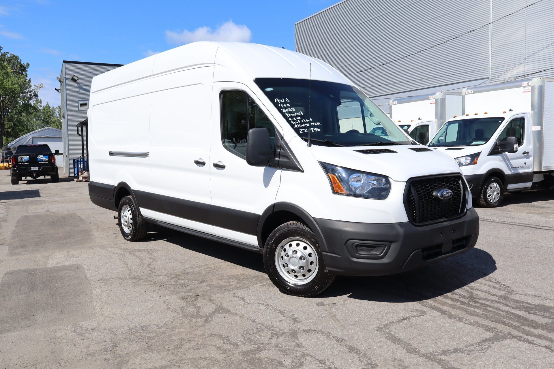 Ford Transit 2023 - Thumbnail 2