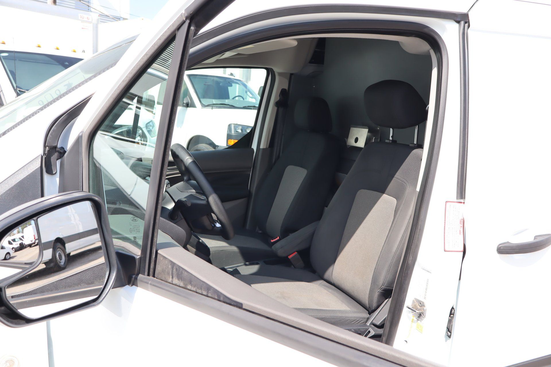 Ford Transit Connect 2021 - Thumbnail 16
